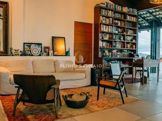 Casa com 421m² 4 quartos e 4 banheiros, à venda, no bairro Praia da Costa em Vila Velha
