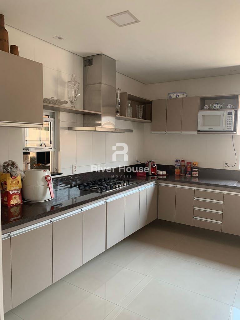 Casa à venda com 4 quartos, 315m² - Foto 7