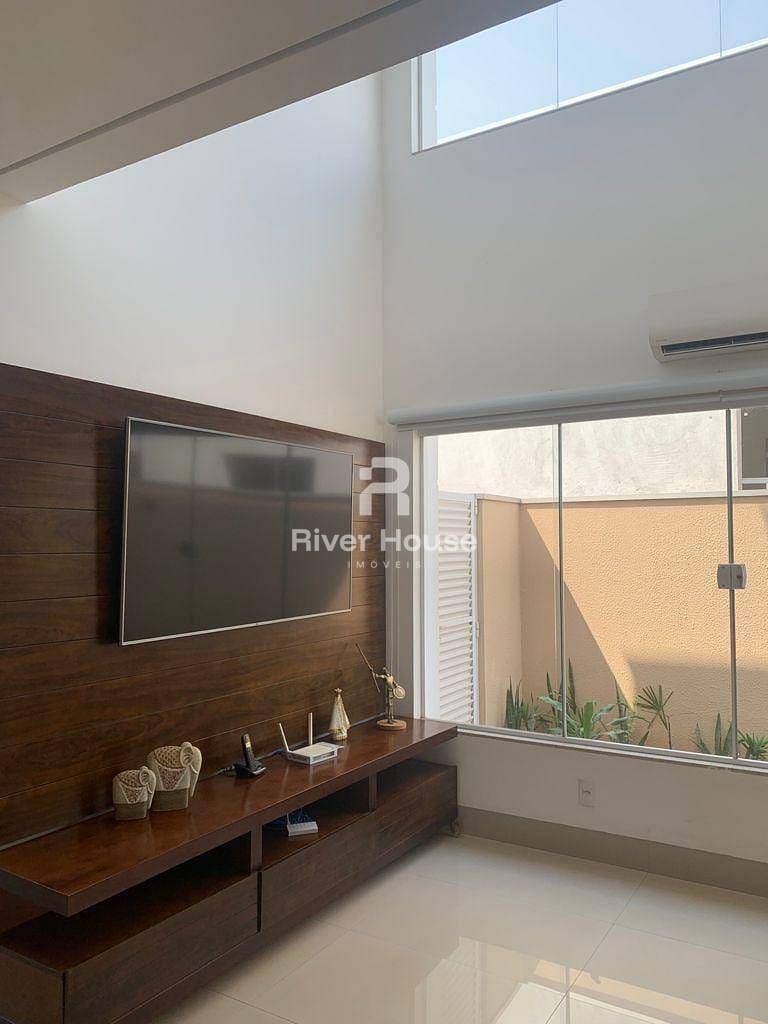Casa à venda com 4 quartos, 315m² - Foto 9