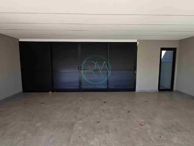 Casa com 692m² 4 quartos e 6 banheiros, à venda, no bairro Jardim Tarobá em Cambé