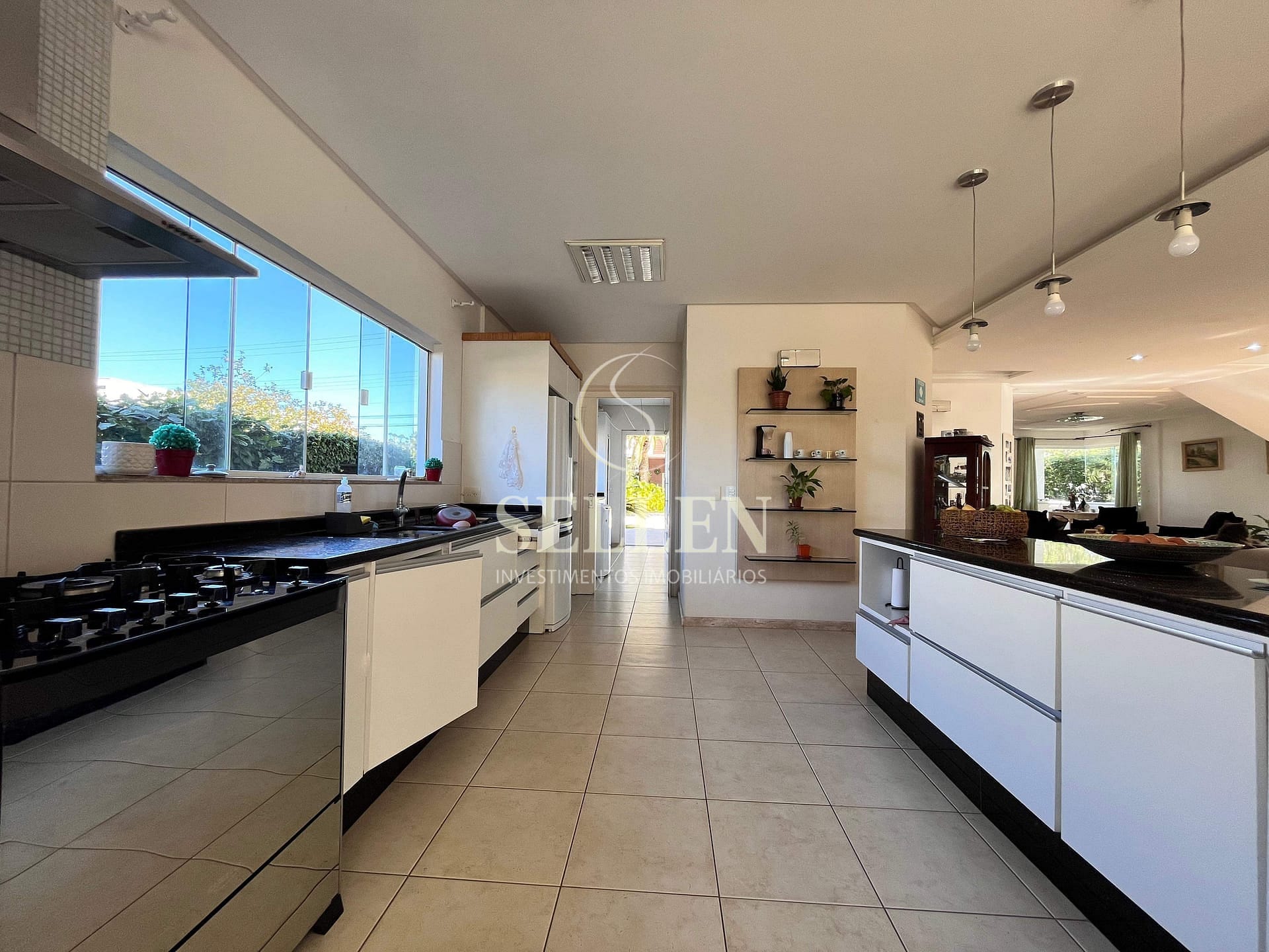 Casa à venda e aluguel com 4 quartos, 452m² - Foto 5