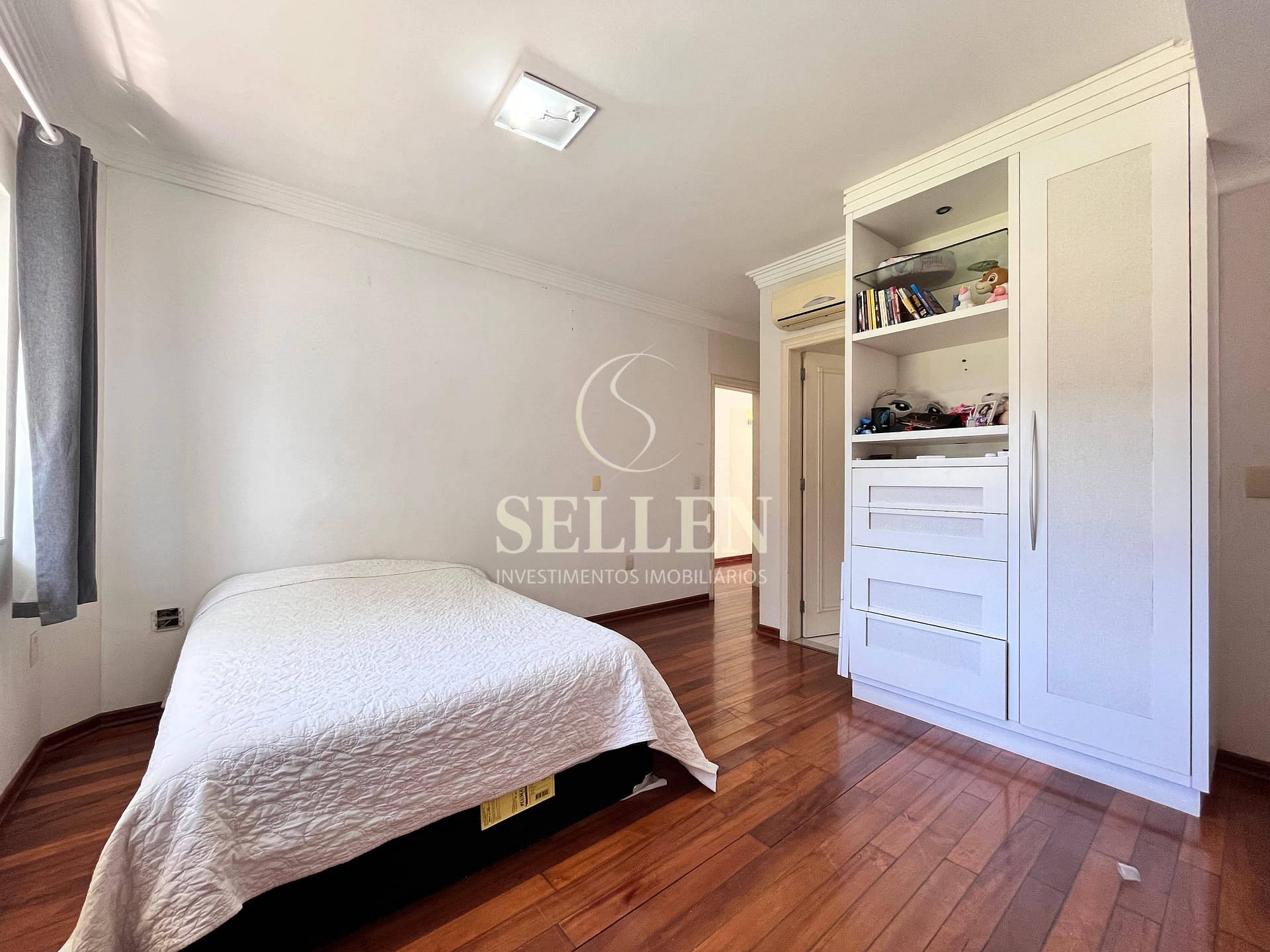 Casa à venda e aluguel com 4 quartos, 452m² - Foto 9