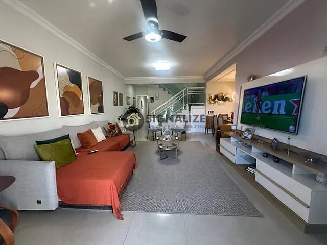 Casa 5 quartos e 2 banheiros, à venda, no bairro Portinho em Cabo Frio