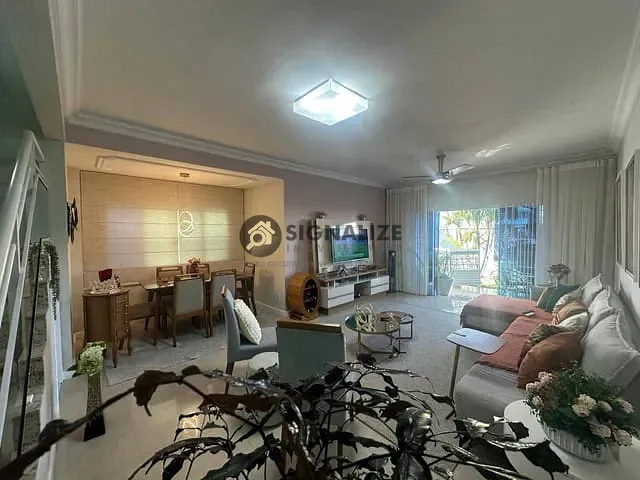 Casa 5 quartos e 2 banheiros, à venda, no bairro Portinho em Cabo Frio