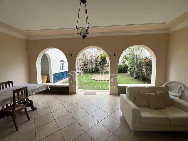Casa com 360m² 4 quartos e 6 banheiros, à venda, no bairro Pontal em Ilhéus