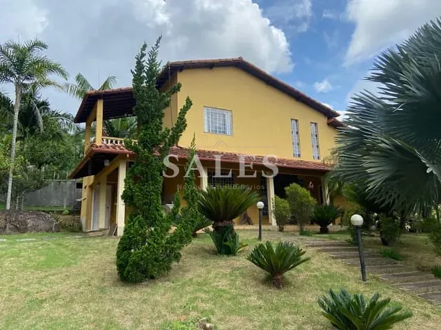 Casa com 152m² 3 quartos e 3 banheiros, à venda, no bairro Retiro em Juiz de Fora