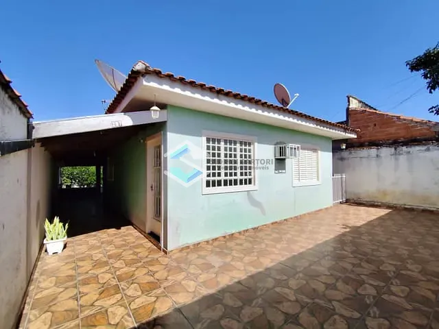 Casa 2 quartos e 1 banheiro, à venda, no bairro Pompeia 2 em Jacarezinho