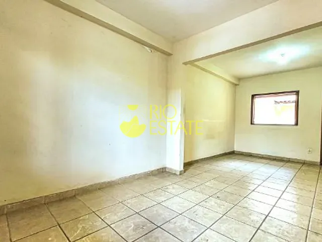 Casa com 201m² 3 quartos e 4 banheiros, à venda, no bairro Sessenta em Volta Redonda