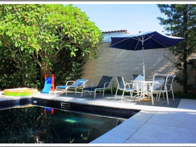 Casa com 600m² 4 quartos e 5 banheiros, à venda, no bairro Barra da Tijuca em Rio de Janeiro