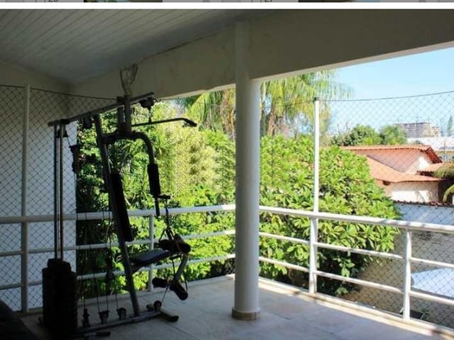 Casa com 600m² 4 quartos e 5 banheiros, à venda, no bairro Barra da Tijuca em Rio de Janeiro