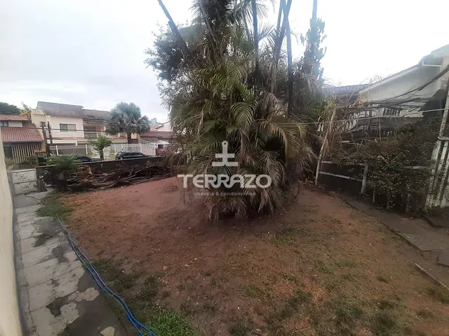 Casa com 380m² 3 quartos e 1 banheiro, à venda, no bairro Laranjal em Volta Redonda