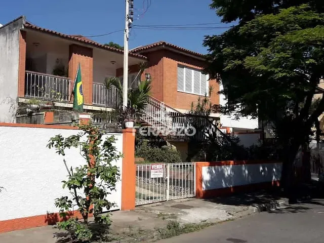 Casa com 380m² 3 quartos e 1 banheiro, à venda, no bairro Laranjal em Volta Redonda
