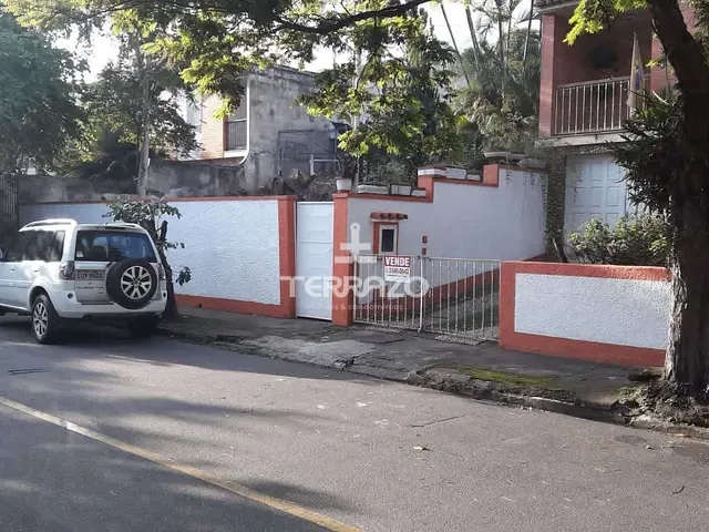 Casa com 380m² 3 quartos e 1 banheiro, à venda, no bairro Laranjal em Volta Redonda