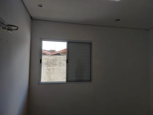Casa 3 quartos e 1 banheiro, para alugar, no bairro Jardim Adriana em Guarulhos