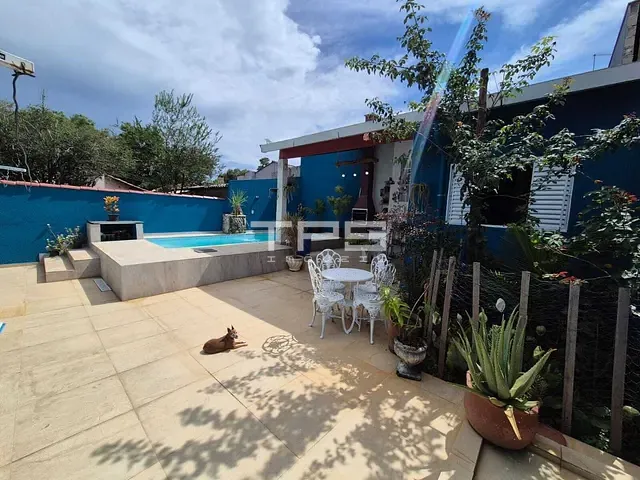 Casa com 300m² 3 quartos e 2 banheiros, à venda, no bairro Vila Paraíba em Guaratinguetá