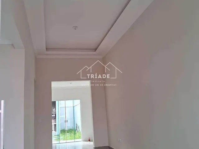 Casa com 180m² 3 quartos e 1 banheiro, à venda, no bairro Estação em Araucária