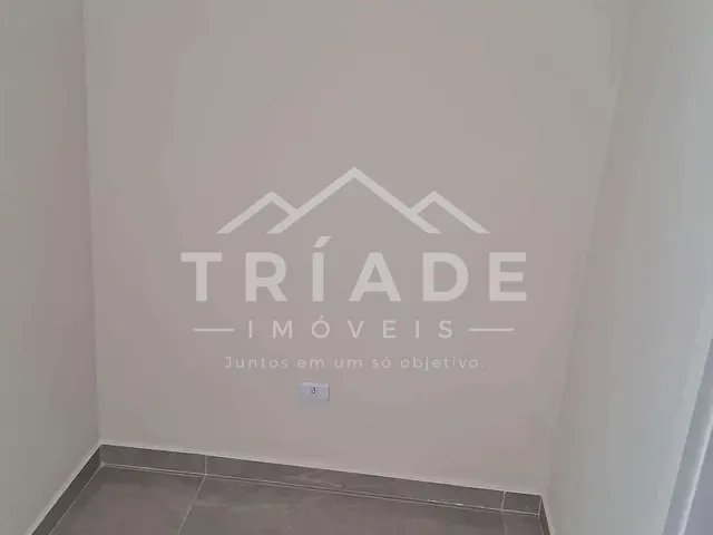 Casa com 180m² 3 quartos e 1 banheiro, à venda, no bairro Estação em Araucária