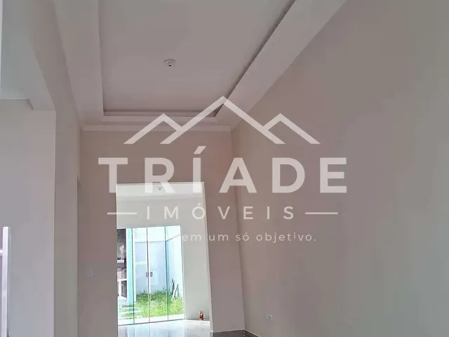 Casa com 180m² 3 quartos e 1 banheiro, à venda, no bairro Estação em Araucária