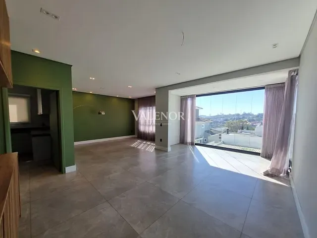 Casa 3 quartos e 5 banheiros, à venda, no bairro Engordadouro em Jundiaí