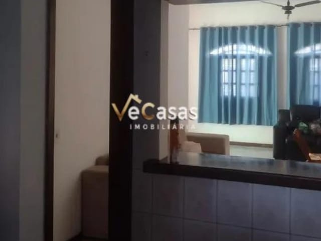 Casa com 598m² 2 quartos e 2 banheiros, à venda, no bairro Extensão do Bosque em Rio das Ostras
