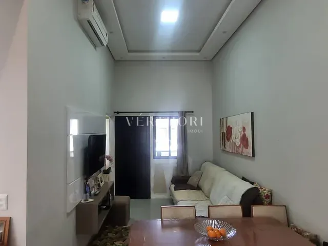 Casa 3 quartos e 1 banheiro, à venda, no bairro Jardim Ecoville I em Cambé