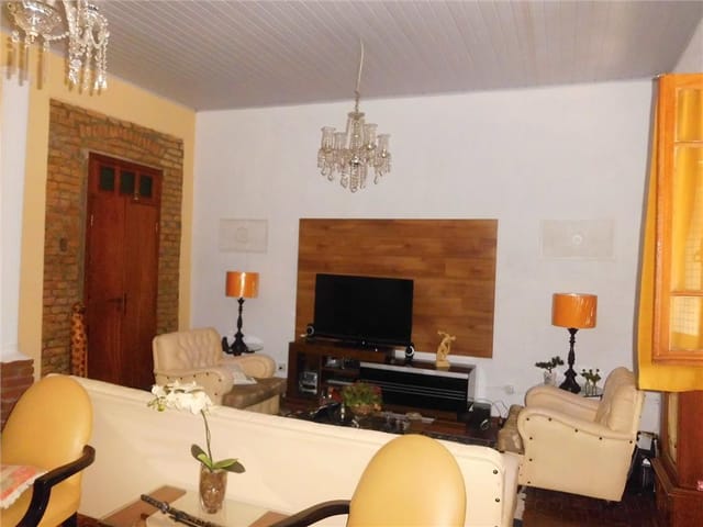 Casa com 635m² 2 quartos e 3 banheiros, à venda, no bairro Vila Monumento em São Paulo