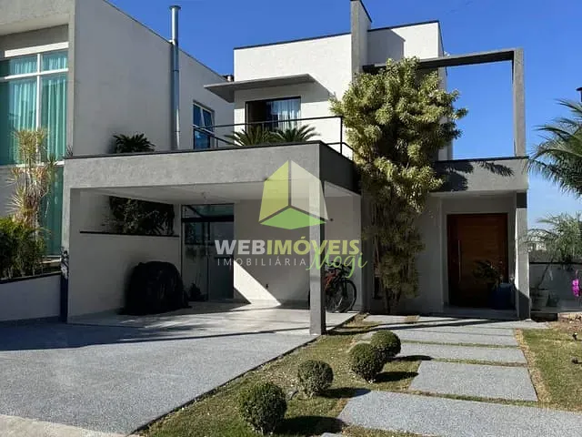 Casa com 255m² 3 quartos e 5 banheiros, à venda, no bairro Fazenda Rodeio em Mogi das Cruzes