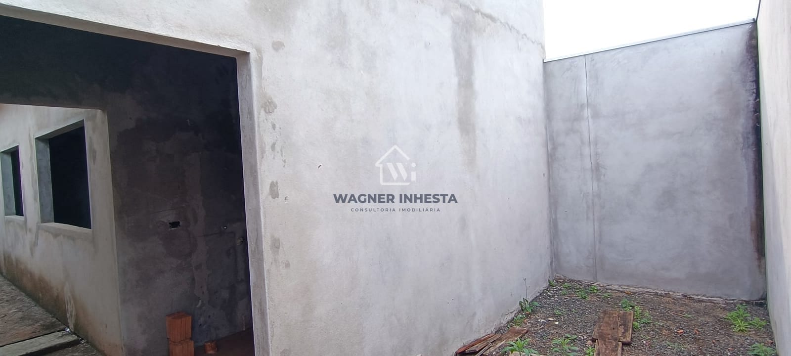 Casa à venda com 3 quartos, 100m² - Foto 4