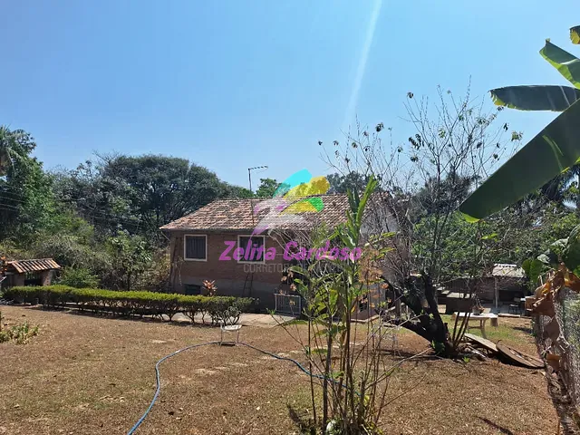 Casa com 3000m² 3 quartos e 1 banheiro, à venda, no bairro Condomínio Vale do Ouro em Ribeirão das Neves