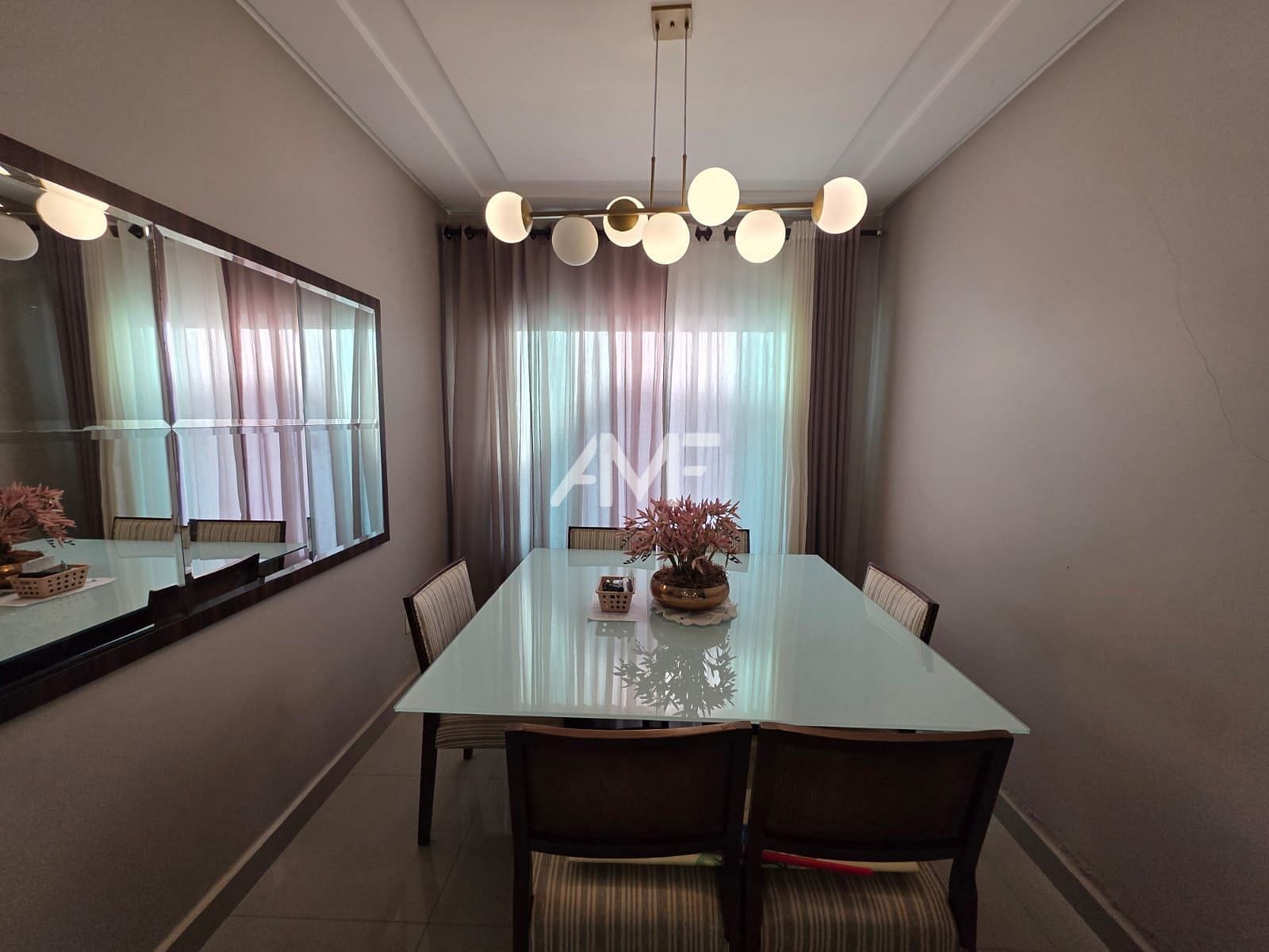 Casa à venda com 3 quartos, 229m² - Foto 6