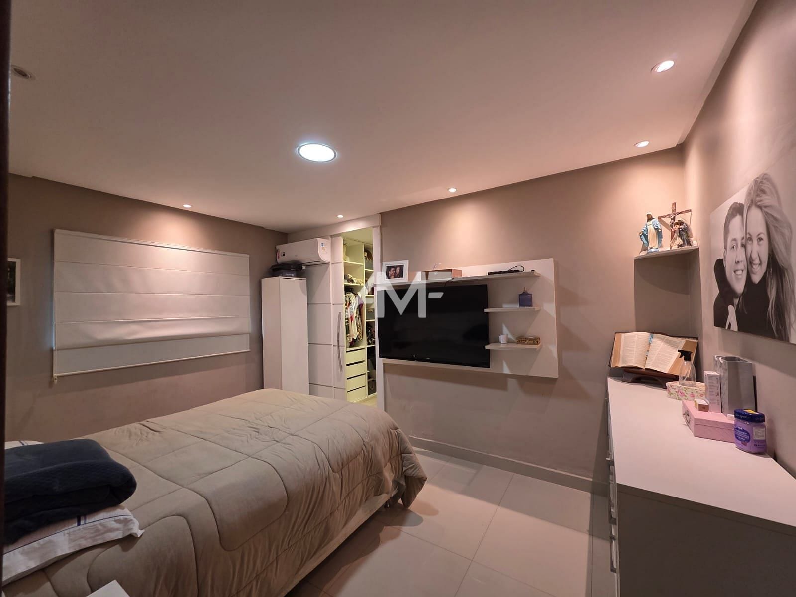 Casa à venda com 3 quartos, 229m² - Foto 31