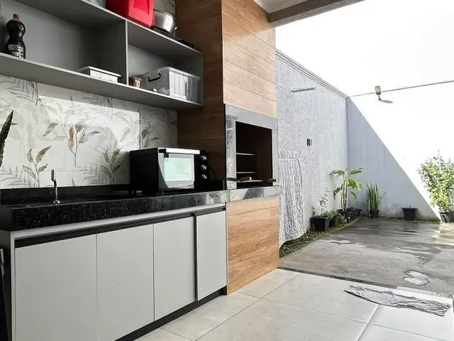 Casa 3 quartos e 2 banheiros, para alugar, no bairro Jardim Novo Mundo em Goiânia