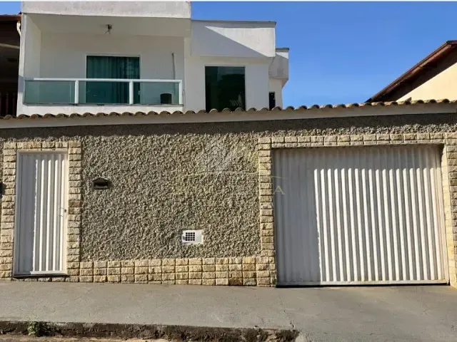 Casa com 432m² 3 quartos e 4 banheiros, à venda, no bairro Bandeirantes em Juiz de Fora