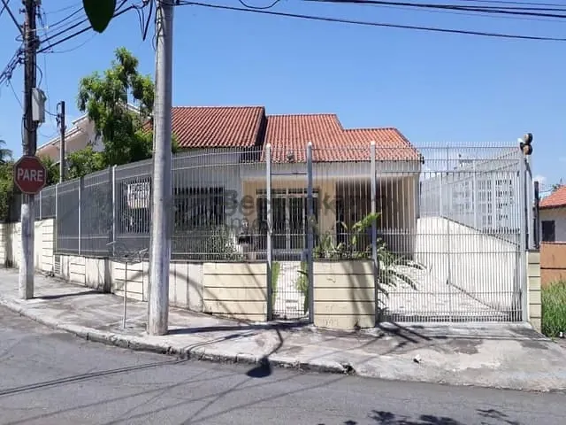 Casa 3 quartos e 3 banheiros, à venda, no bairro Jardim Normandia em Volta Redonda