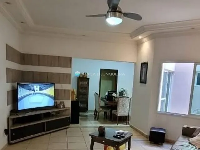 Casa com 300m² 3 quartos e 2 banheiros, à venda, no bairro Vila Sinibaldi em São José do Rio Preto