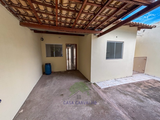 Casa 2 quartos e 2 banheiros, à venda, no bairro Jardim dos Estados em Corumbá