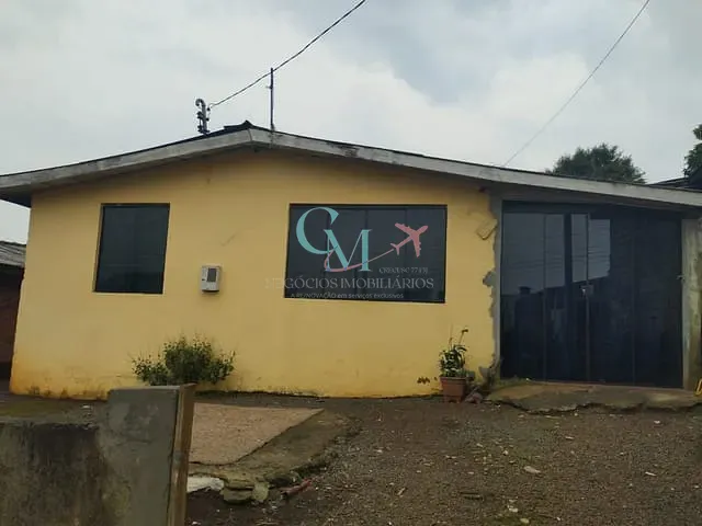 Casa com 200m² 2 quartos e 1 banheiro, à venda, no bairro Sufiatti em Xanxerê