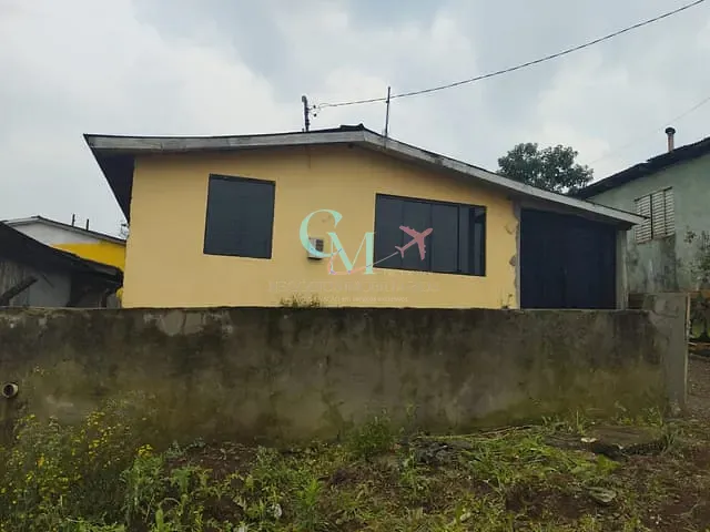 Casa com 200m² 2 quartos e 1 banheiro, à venda, no bairro Sufiatti em Xanxerê
