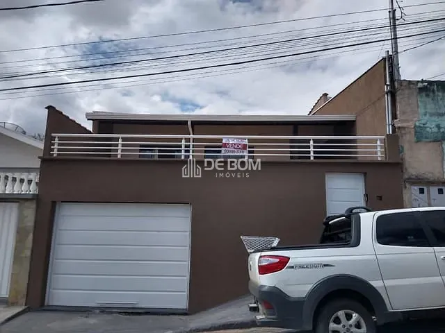 Casa com 163m² 3 quartos e 2 banheiros, à venda, no bairro Jardim Esperança em Poços de Caldas