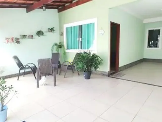 Casa com 200m² 4 quartos e 4 banheiros, à venda, no bairro Santo Agostinho em Volta Redonda