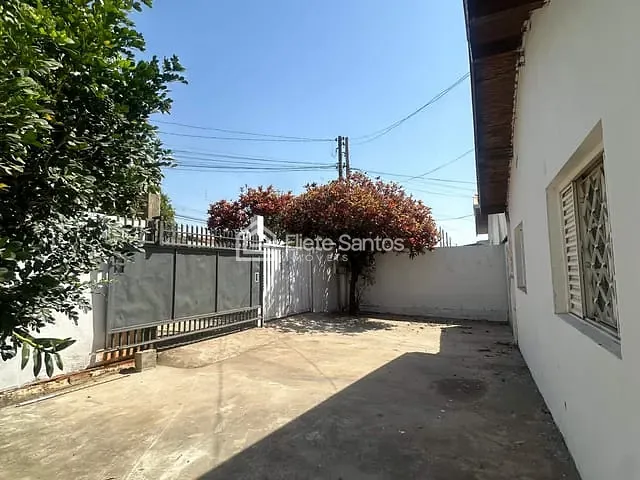 Casa com 300m² 3 quartos e 2 banheiros, à venda, no bairro Parque Gramado em Americana