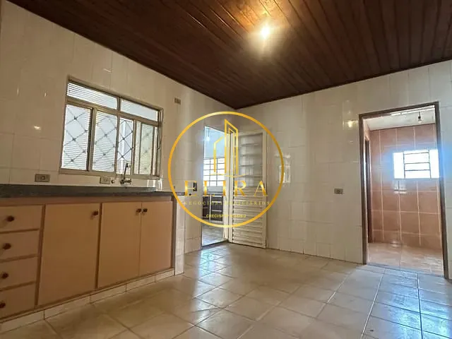 Casa com 300m² 3 quartos e 2 banheiros, à venda, no bairro Parque Gramado em Americana