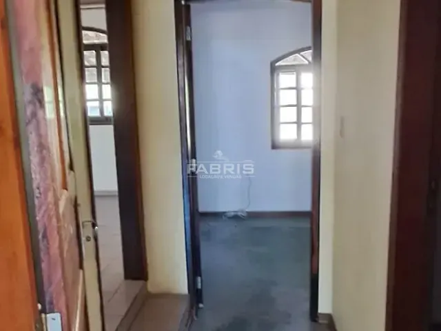 Casa 3 quartos e 1 banheiro, para alugar, no bairro Jardim São Vicente em Campo Largo