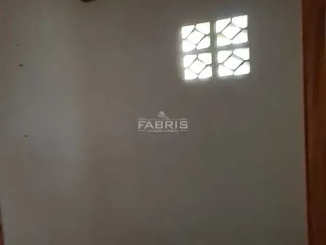 Casa 3 quartos e 1 banheiro, para alugar, no bairro Jardim São Vicente em Campo Largo