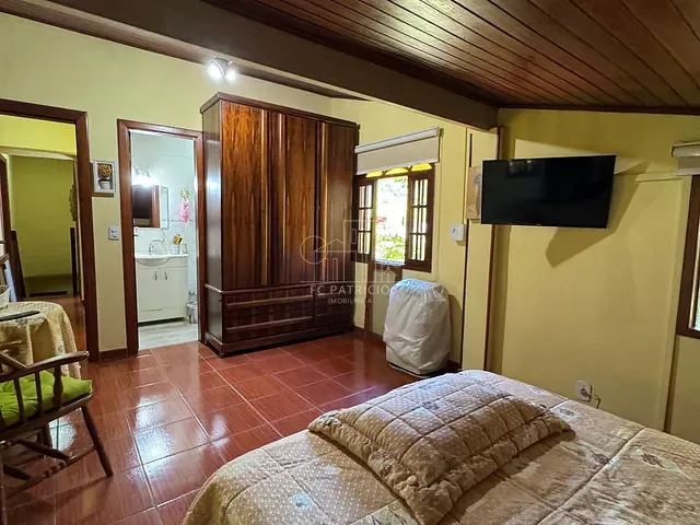 Casa com 960m² 3 quartos e 2 banheiros, à venda, no bairro Várzea Alegre em Guapimirim
