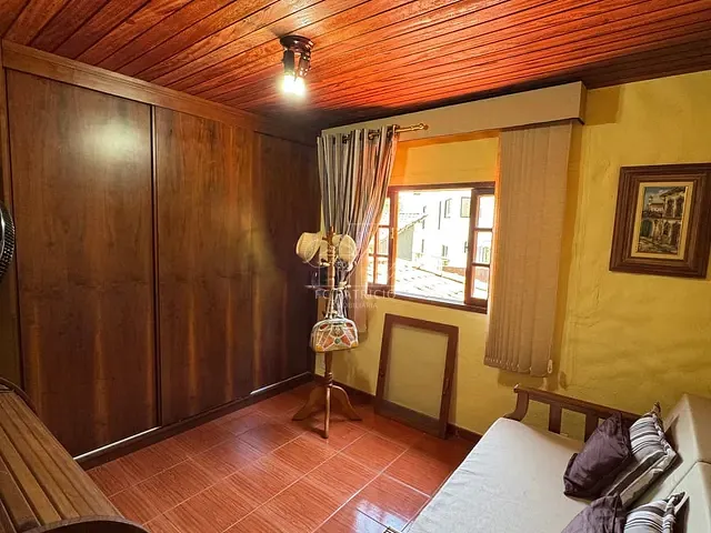 Casa com 960m² 3 quartos e 2 banheiros, à venda, no bairro Várzea Alegre em Guapimirim