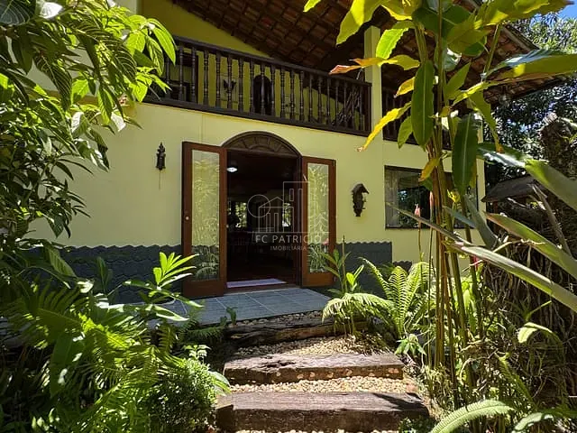 Casa com 960m² 3 quartos e 2 banheiros, à venda, no bairro Várzea Alegre em Guapimirim