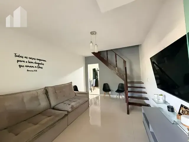 Casa com 90m² 2 quartos e 2 banheiros, à venda, no bairro Três Corações em Nova Iguaçu