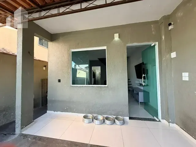 Casa com 90m² 2 quartos e 2 banheiros, à venda, no bairro Três Corações em Nova Iguaçu