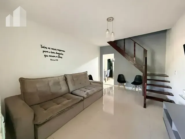 Casa com 90m² 2 quartos e 2 banheiros, à venda, no bairro Três Corações em Nova Iguaçu